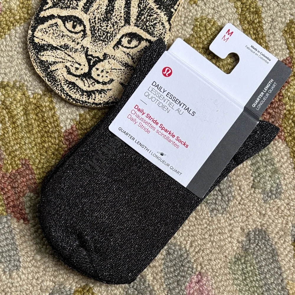 Lululemon NWT Daily Stride Sparkle Socks Black Moon/ Silver glimmer Medium
